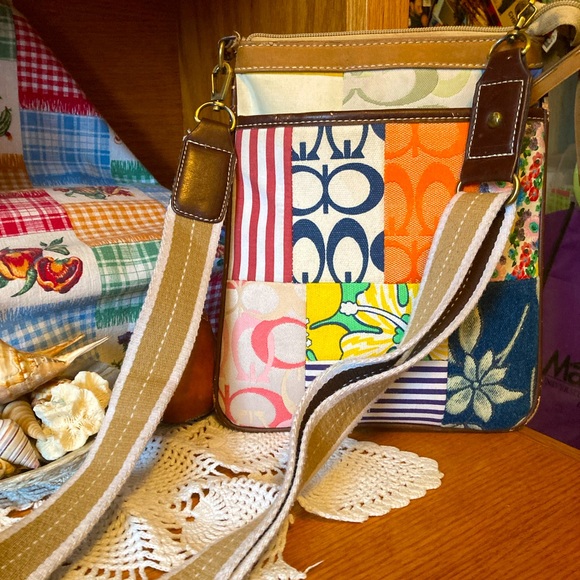 Purse over the shoulder, 8.5” x 10” Still LOTS of love available❣️🥀 - Picture 1 of 16